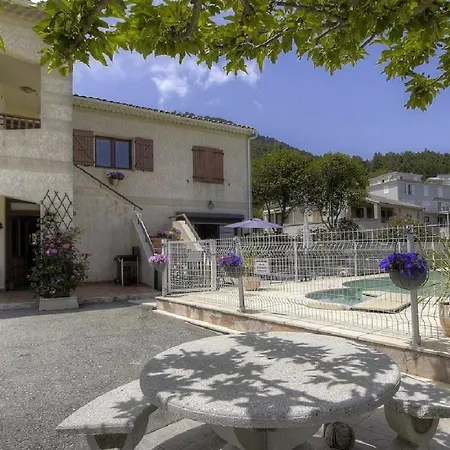 Amon Nos ôtes Сasa de vacaciones Vezzani