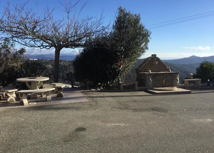 Amon Nos Otes 度假居 Vezzani